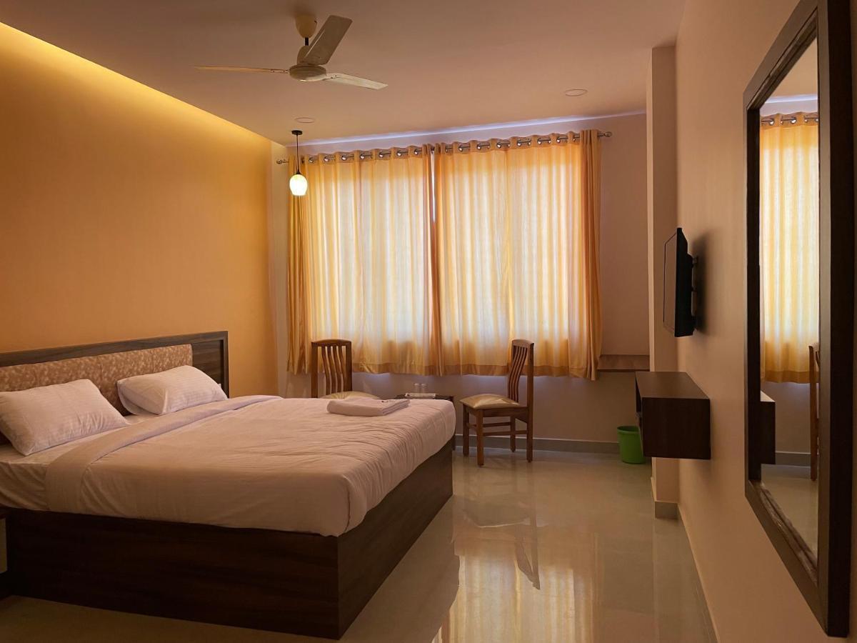 Hotel Lavender Elite Haldipur エクステリア 写真